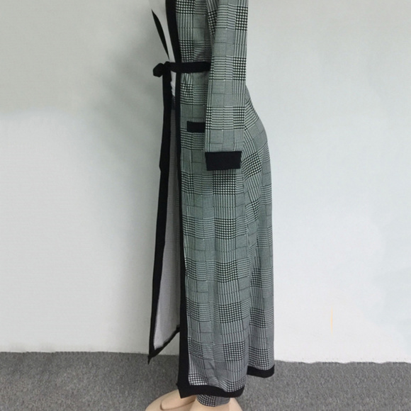 🔴THIS ITEM HAS SOLD🔴Plaid Three Piece Suit💖 - Picture 4 of 6